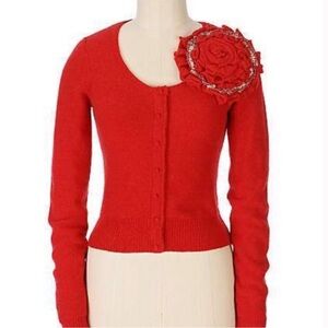 EUC Anthropologie Sleeping on Snow Red Flower Cardigan Medium